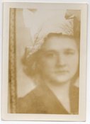 Image of WOMAN WITH DISAPPEARING HEAD VINTAGE SNAPSHOT PHOTO