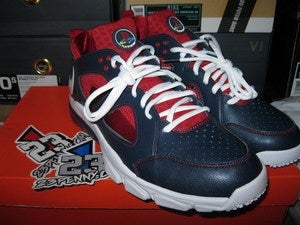 Image of Zoom Huarache TR Low "PlayStation x Joe Mauer PE"