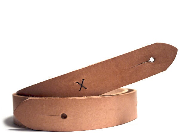 Image of Camden guitar strap in natural
