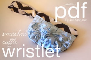 Image of smashed ruffle wristlet PDF Pattern