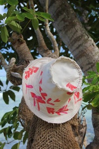 Image of beach bum hat - leis of love