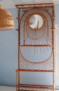 Image of Vestiaire miroir soleil rotin vintage