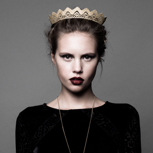 Image of Ozma. Gold Lace Crown