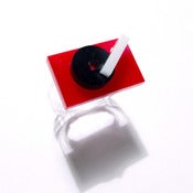 Image of turntable ring [red]