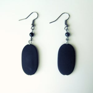 Image of Black Solistone Earrings