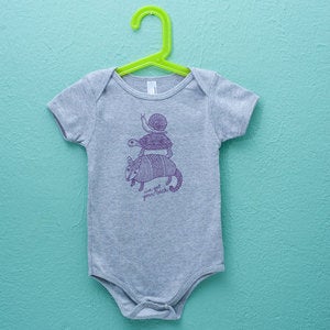 Image of I'VE GOT YOUR BACK ANIMALS : infant onesie