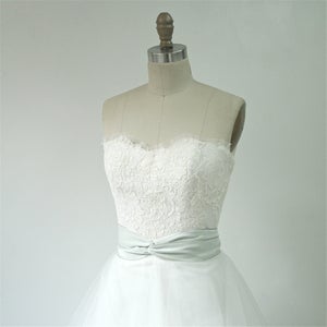 Image of Alencon Lace Bustier - Happily Yours