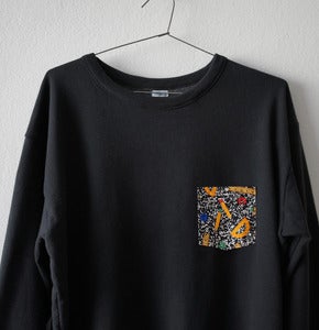 Image of 1980 POCKET BLACK SWEATSHIRT
