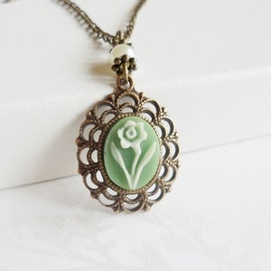 Image of Prelude Cameo Necklace (green)