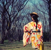 Image of vintage floral short kimono
