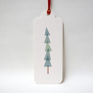 Image of 12 Christmas Pine Gift Tags