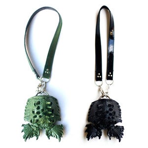 Image of Plaguecrab Choker