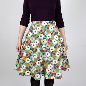 Image of 1206 Hollyburn Skirt