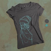 Image of GIRL . gray . lucite green