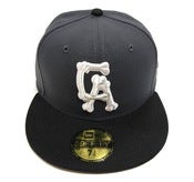 Image of SO FRESH CLOTHING "CALI TO THE BONE 2.O" NEW ERA FITTED (CHARCOAL)
