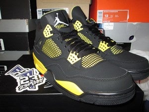 Image of Air Jordan IV (4) Retro "Thunder" 2012 