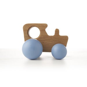 Image of Oak Tractor - Colours