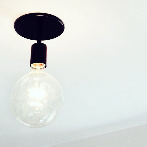 Image of SIMPLE LIGHT