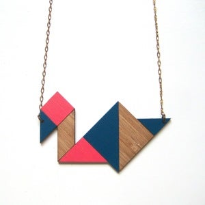 Image of Tangram necklace | Bird | Royal navy & neon pink