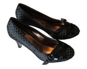 Image of Fishtail Pumps (Black)