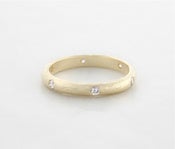 Image of Evelyn: The Betsey Sook 6 Diamond Flutter Band 18K 