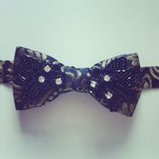 Image of *SALE* CHARMED BOWTIE - BLACK AND GOLD PAISLEY