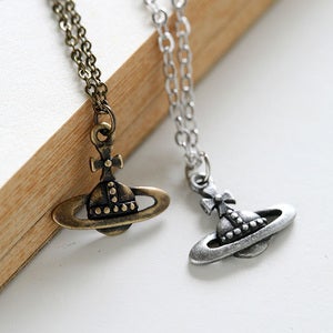 Image of my queen necklace