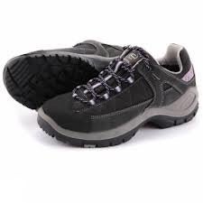 Image of Contour mens Track shoe
