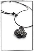 Image of Black Daisy Mini