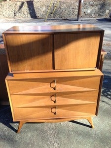 Image of Modern 3 Drawer Dresser
