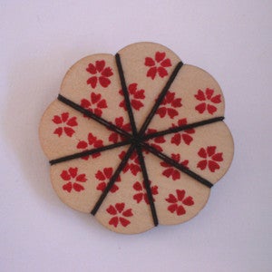 Image of Petal brooch red/black