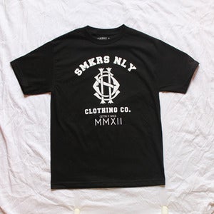 SMKRS NLY tee wh/blk