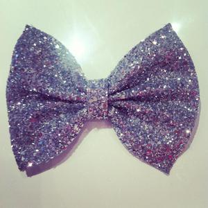 Image of Silver Glitter Bow