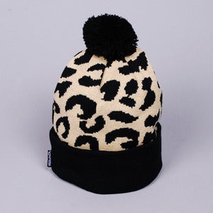 Image of Gato Jacquarded Knit Beanie (Cream/Black)