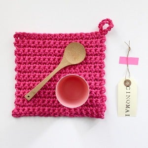 Image of Carré au crochet ROSE (18 cm)