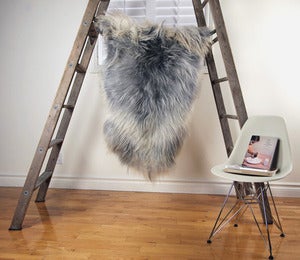 Image of Large Gray Sheepskin GR-244