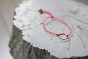 Image of Bracelet carré SD fil rose fluo ♡
