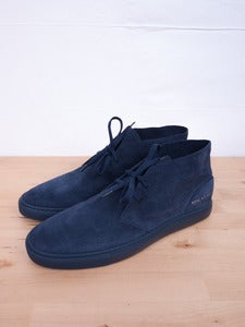 Image of Common Projects - Chukka Suede Sneakers