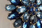 Image of Sparkling Blue Vintage Brooch