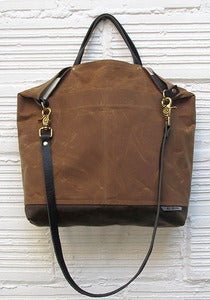 Image of REVERSIBLE BAG *gold/tan & wide stripe*