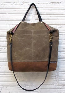 Image of REVERSIBLE *tan/gold & coral stripe*