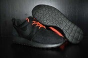Image of Nike "Crimson" Roshe Run