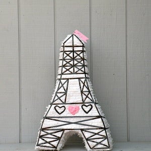 Image of Eiffel Tower Piñata 