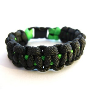 Image of Survival paracord bracelet (Charcoal/Green)
