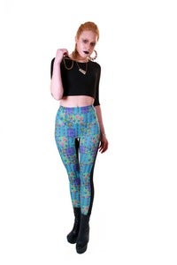 Image of REGAL FLOWER PRINT LEGGINGS