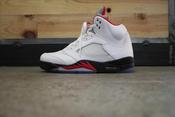 Image of Nike Air Jordan 5 Rétro 136027-100