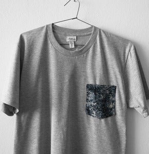 Image of MARBLE POCKET TEE (grey)