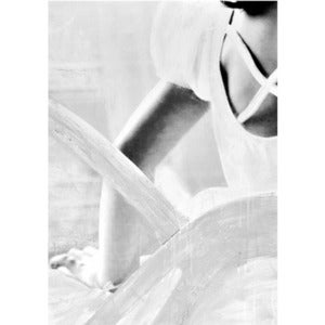 Image of She`s dancing