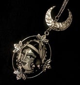 Image of 'Hehewuti' Necklace