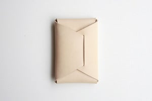 Image of The Folded Card Carry - Natural